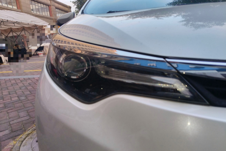 丰田 雷凌 2016款 1.6G CVT精英版车身外观8