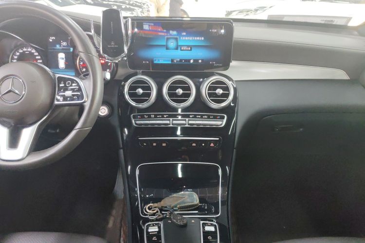 奔驰GLC 2020款 GLC 260 L 4MATIC 动感型局部细节16
