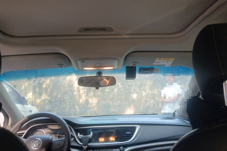 别克 英朗 2021款 1.3T 自动轻混动精英型中控内饰22