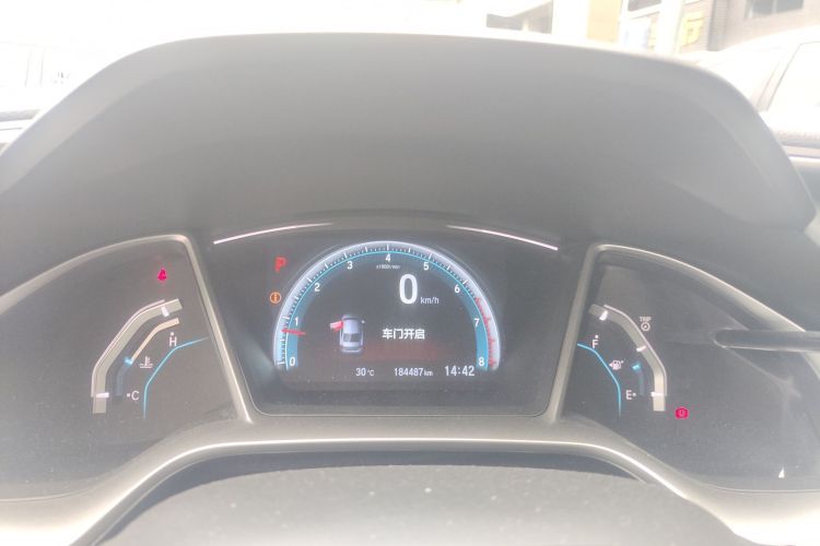 本田 思域 2016款 220TURBO CVT豪华版局部细节14