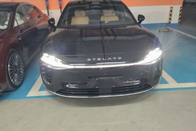 鸿蒙智行 享界S9 2024款 纯电 Max 后驱长航版车身外观2