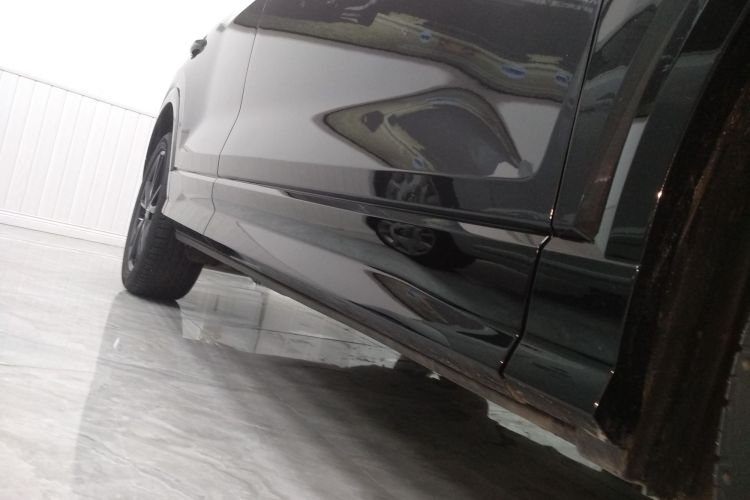 奥迪Q2L 2021款 35 TFSI 进取动感型局部细节9001