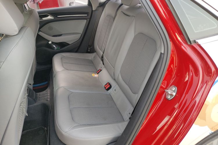 奥迪A3 2018款 30周年年型 Limousine 35 TFSI 时尚型中控内饰21