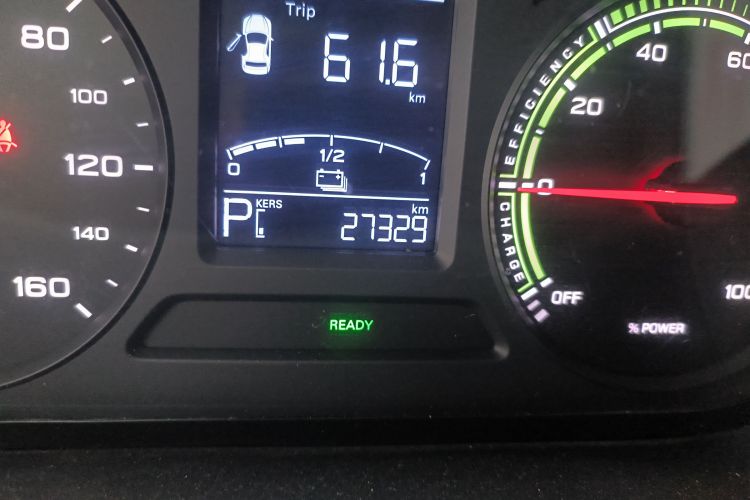 荣威 科莱威CLEVER 2022款 311km元气啵啵版中控内饰15