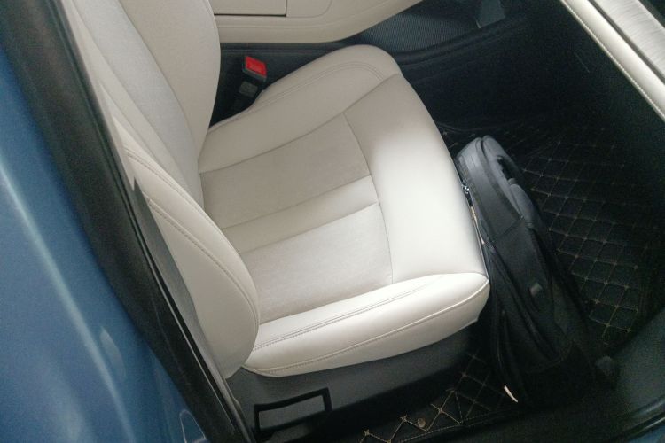 埃安 AION S MAX 2024款 80 星辰版 三元锂局部细节41