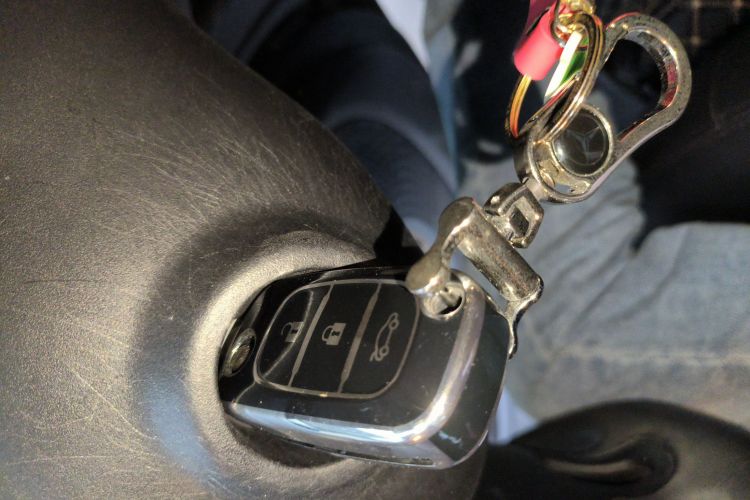 smart fortwo 2017款 1.0L 52千瓦新声特别版 国V中控内饰11