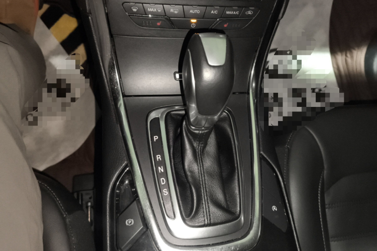 福特 锐界 2018款 EcoBoost 245 两驱豪锐型 7座 国V局部细节18