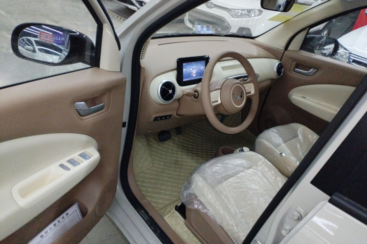 五菱汽车 宏光MINIEV 2025款 四门版 进阶款中控内饰20