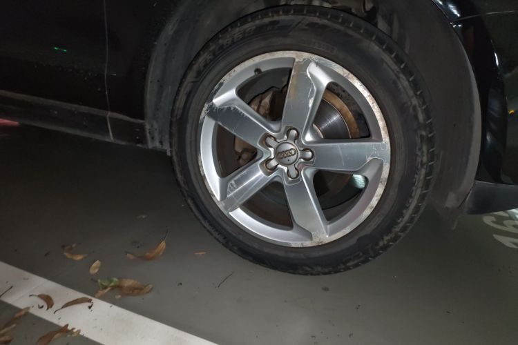 奥迪Q5 2015款 40 TFSI 舒适型车身外观10