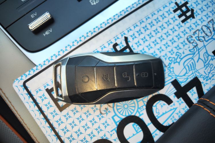 比亚迪 宋PLUS新能源 2021款 DM-i 110KM 旗舰PLUS中控内饰7001