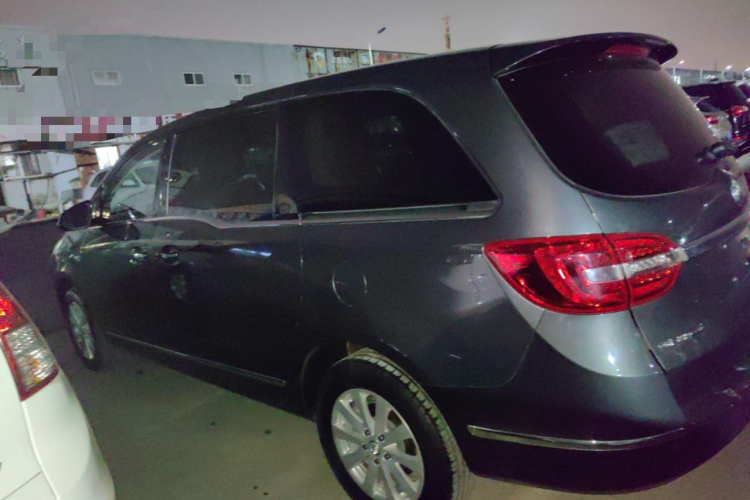 别克GL8 2018款 28T 豪华型 国VI车身外观6003