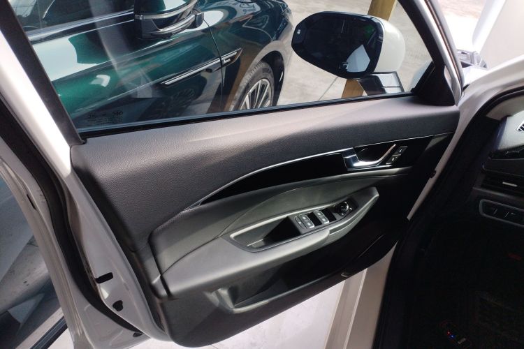 奔腾B70 2024款 龙腾版 1.5T 领跃型中控内饰47