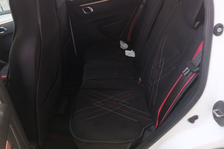 东风纳米EX1 2022款 改款 PRO 悦骋型中控内饰21