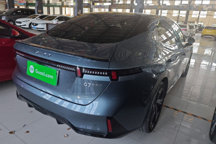 领克07 2024款 EM-P 126长续航 Ultra车身外观7