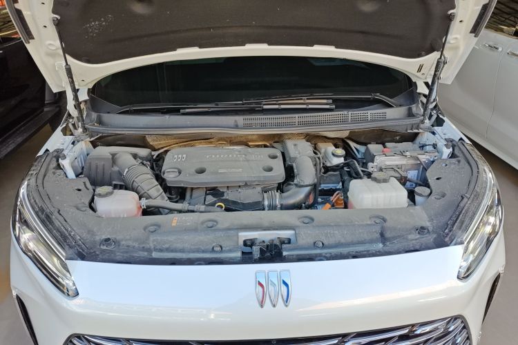 别克GL8新能源 2025款 陆尚 先享版 7座机舱底盘24