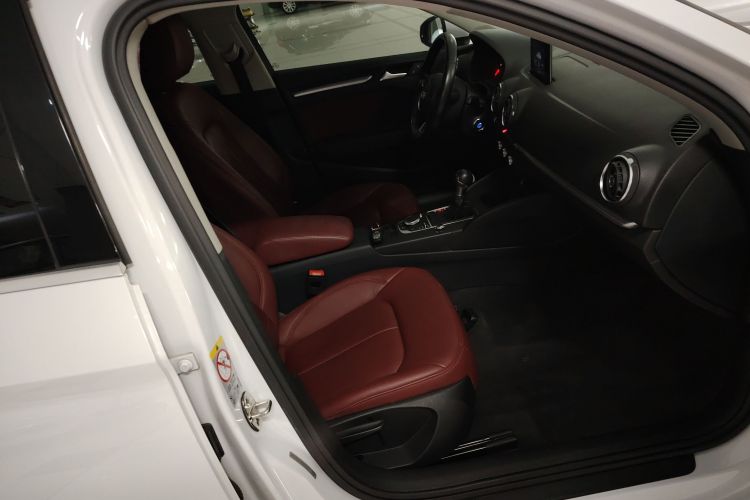 奥迪A3 2016款 Limousine 35 TFSI 领英型局部细节41