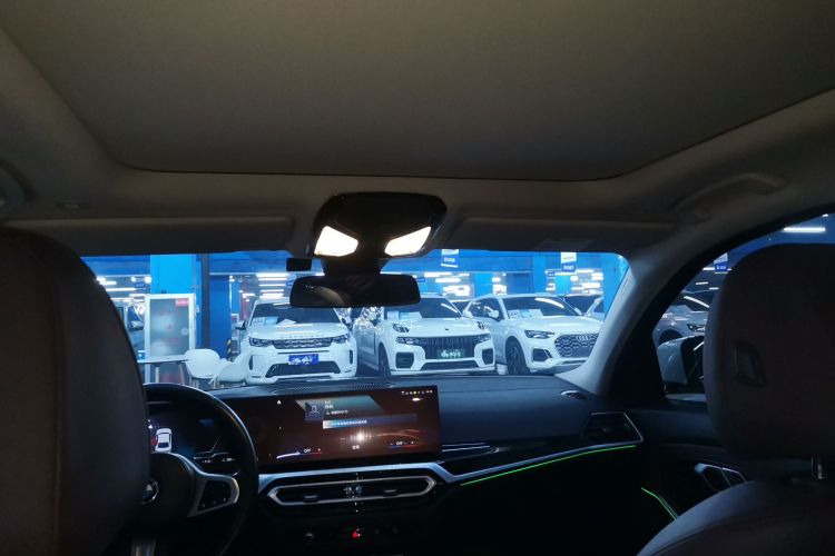 宝马i3 2023款 eDrive 40 L 曜夜套装局部细节22