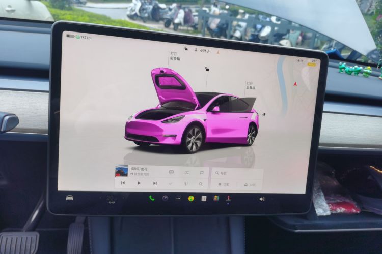 特斯拉 Model Y 2022款 改款 后轮驱动版中控内饰14