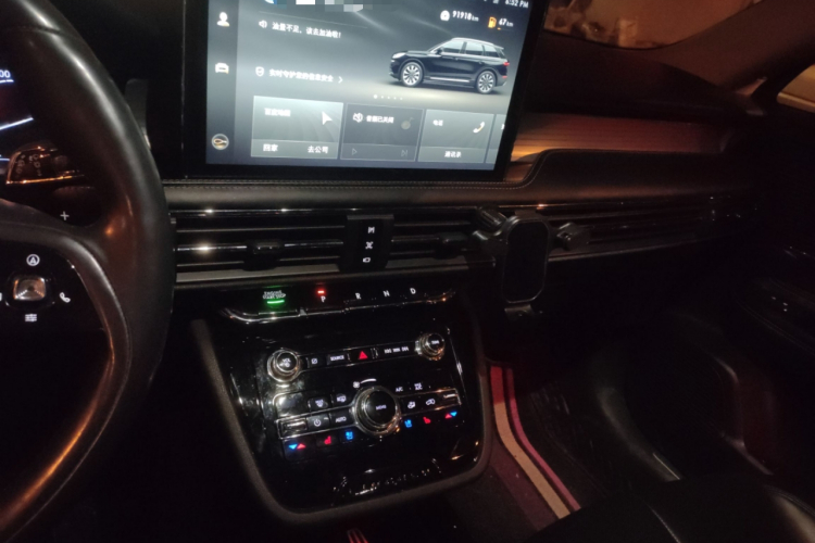 林肯 冒险家 2020款 2.0T 两驱尊享版中控内饰16