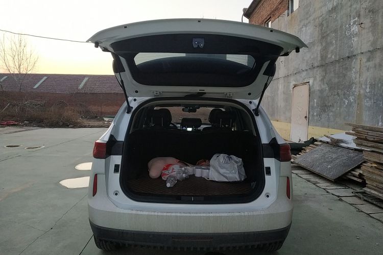 哈弗H6 2022款 第三代 1.5T 自动两驱Pro机舱底盘23