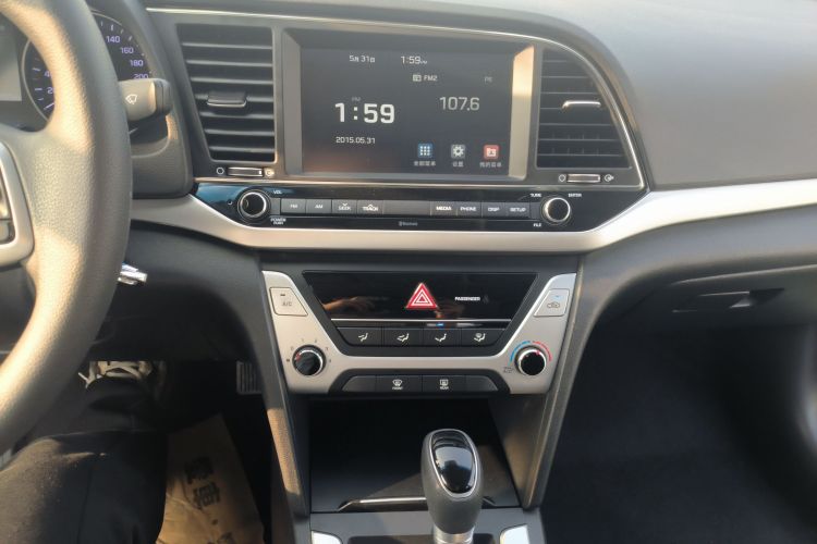 现代 领动 2016款 1.6L 自动智炫·精英型局部细节16