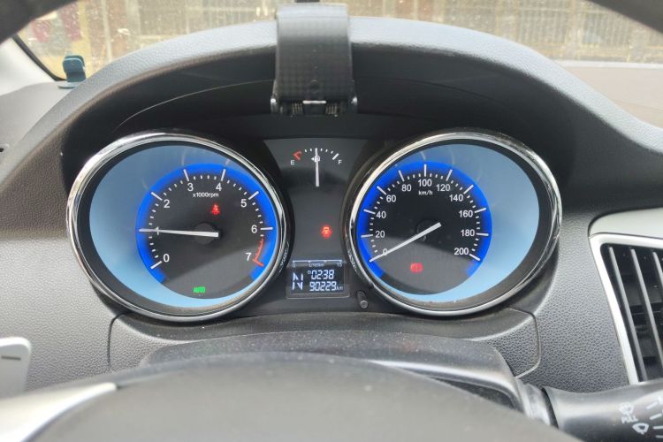 凯翼C3 2015款 1.5L AMT金钻版中控内饰14