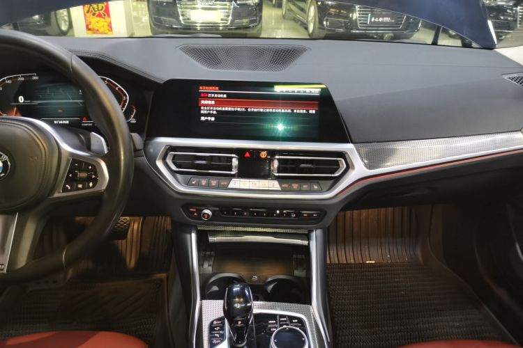 宝马3系 2021款 改款二 325i M运动曜夜套装中控内饰16