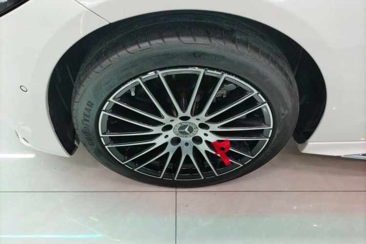 奔驰C级 2024款 改款 C 260 L 运动版车身外观6007