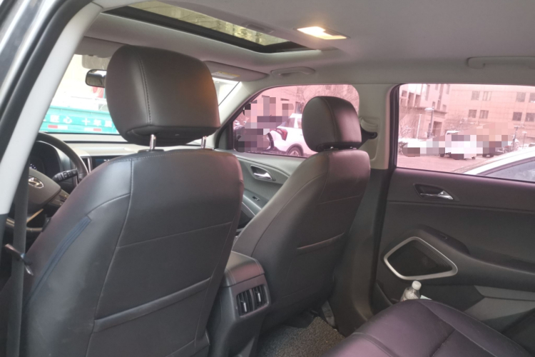 北京现代ix35 2018款 2.0L 自动两驱智勇·畅享版中控内饰22