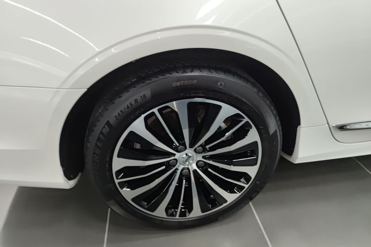 沃尔沃S90 2025款 B5 智逸豪华版车身外观6008