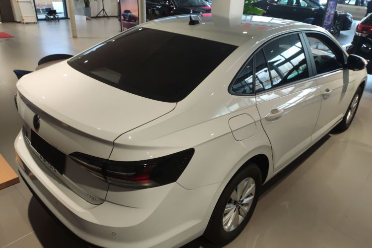 大众 朗逸 2023款 新锐 1.5L 自动新逸版车身外观7