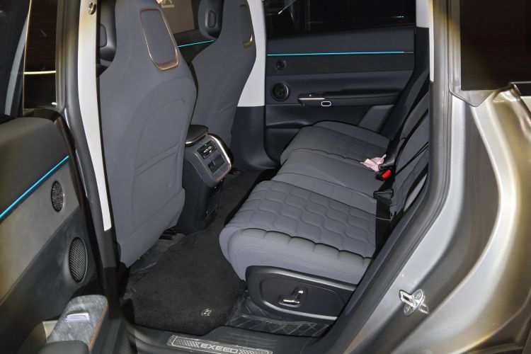 星途 星纪元 ET 2024款 增程 200 Pro+中控内饰21