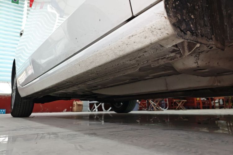 别克GL6 2018款 18T 6座精英型局部细节9001