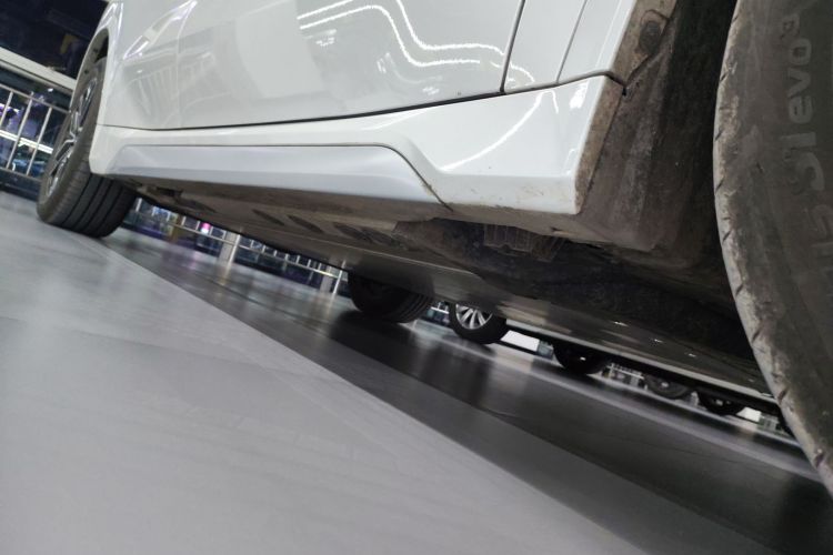 宝马iX1 2025款 eDrive25L M运动套装局部细节9001