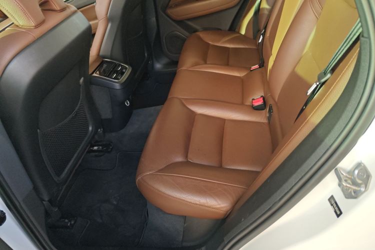 沃尔沃XC60 2020款 T5 四驱智雅豪华版中控内饰21