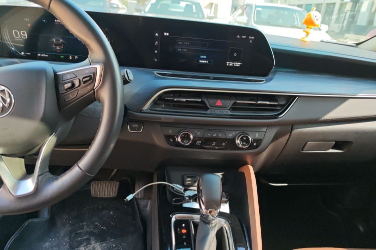 别克GL6 2021款 323T 轻混动互联豪华型中控内饰16