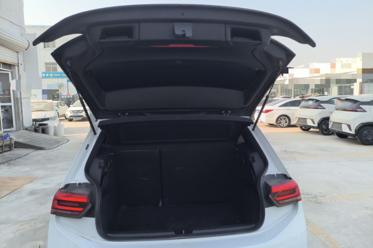 大众ID.3 2025款 改款 聪明款 出众版机舱底盘23