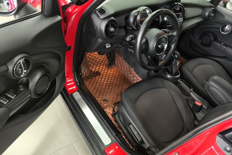 MINI 2015款 1.2T ONE 五门版中控内饰20