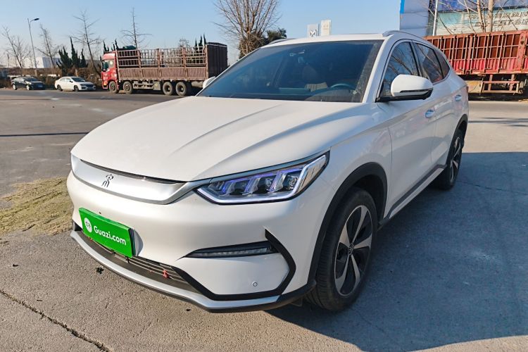 比亚迪 宋PLUS新能源 2021款 EV 尊贵型车身外观1
