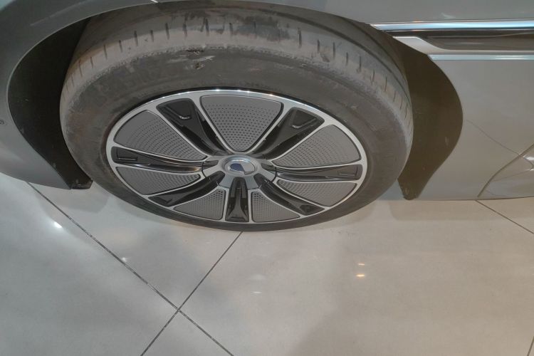 腾势Z9GT 2024款 1100四驱Max版车身外观6007