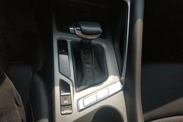 长安CS35PLUS 2023款 畅享版 1.4T DCT豪华型中控内饰18