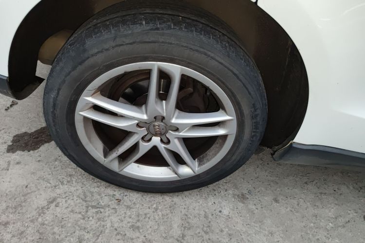 奥迪Q5 2017款 40 TFSI 技术型车身外观6008