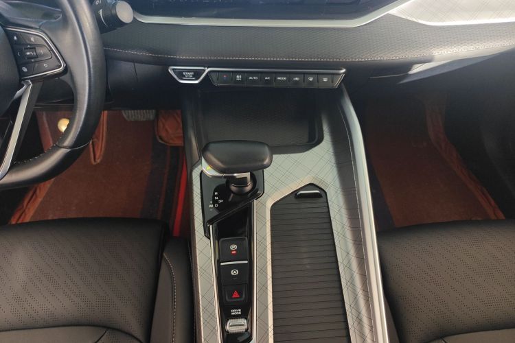 吉利汽车 星瑞 2023款 2.0TD 豪华型中控内饰18