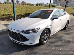 比亚迪 秦PLUS 2021款 DM-i 55KM 旗舰型