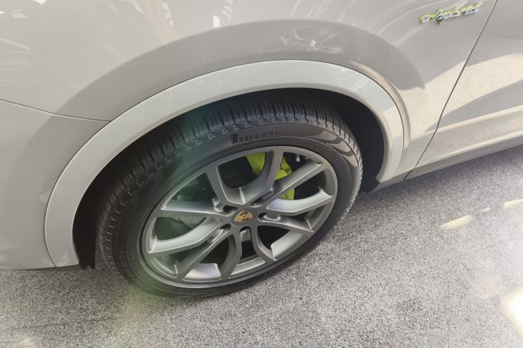 保时捷 Cayenne新能源 2023款 Cayenne E-Hybrid 2.0T车身外观6007