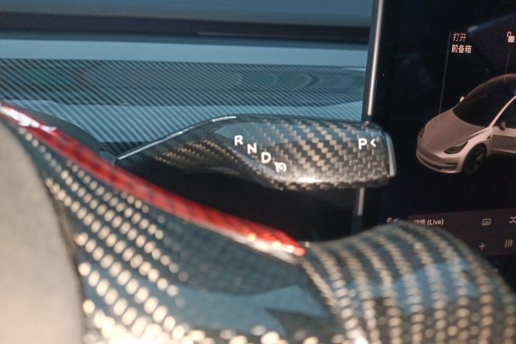 特斯拉 Model 3 2019款 标准续航后驱升级版局部细节18