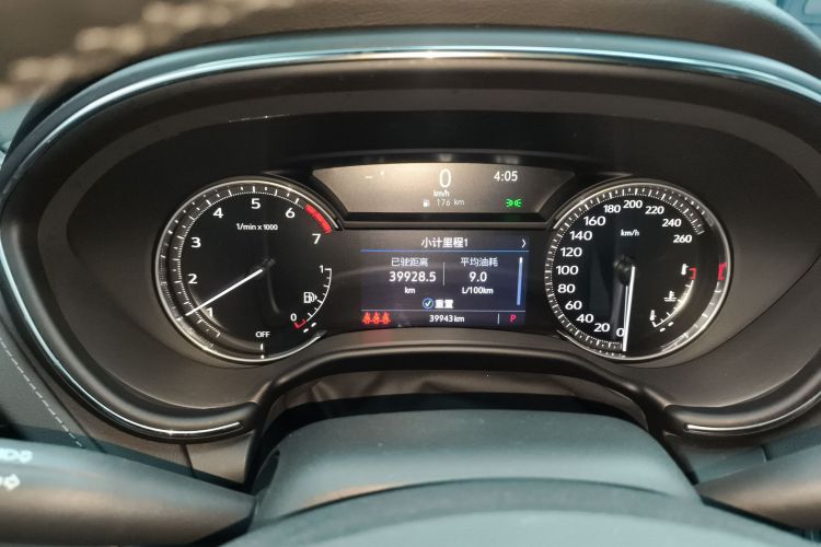 凯迪拉克CT5 2022款 28T 豪华型（标准版）中控内饰14