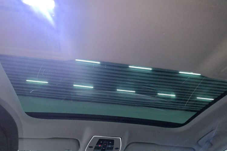 奥迪A8 2018款 A8L 55 TFSI quattro投放版尊享型中控内饰22