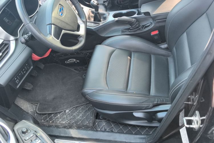 吉利汽车 帝豪 2018款 1.5L 手动向上互联版中控内饰19