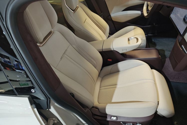 极氪X 2025款 四座后驱魔方版局部细节41